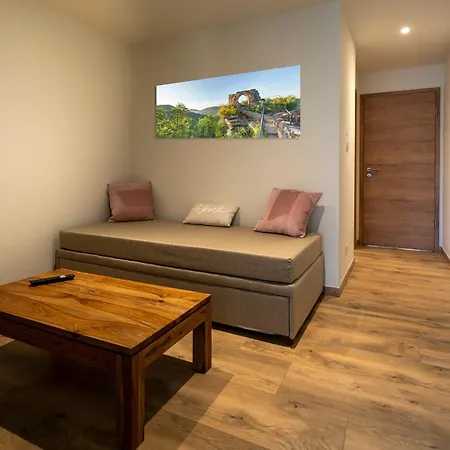 La Clef Des Songes Bed & Breakfast