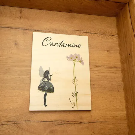 La Clef Des Songes Bed & Breakfast 3*