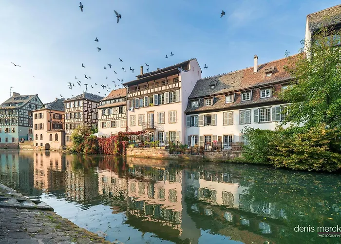 La Clef Des Songes Bed & Breakfast