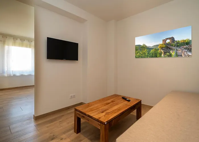 La Clef Des Songes Bed & Breakfast 3*