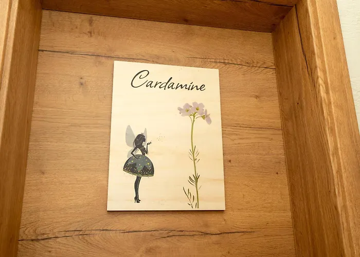 La Clef Des Songes Bed & Breakfast 3*